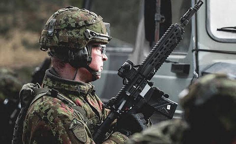Las armas pequeñas: llevar a un automatismo