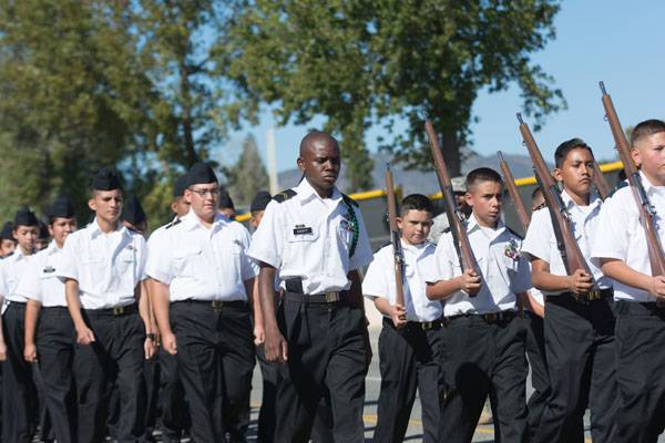 Military parade in Washington was moved to 2019. Learn to March?