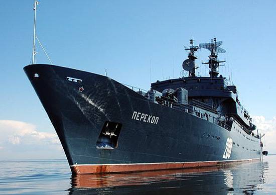 Training ship 