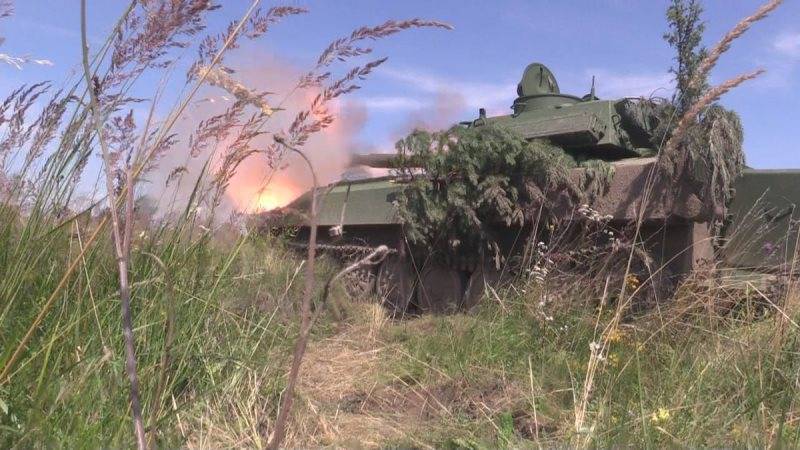 Por el giro de los voluntarios: apu bombardeados ДНР esconderse detrás de un escudo vivo