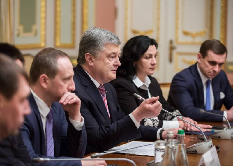 Парашэнка назваў колькасць загінулых ўкраінскіх вайскоўцаў на Данбасе