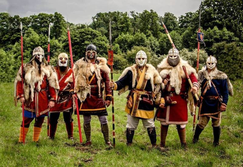 Knights and chivalry of three centuries. Chivalry and knights in England and Wales. Part 2