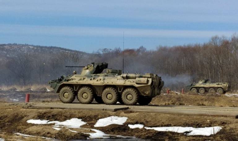МО РФ апублікавала відэа бою БТР з беспілотнікам