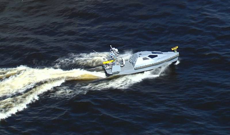 Безэкипажный катер для ВМФ випробують у Чорному морі