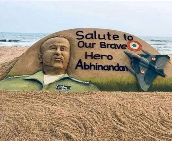 Le pakistan a remis de l'Inde du prisonnier de l'aviateur