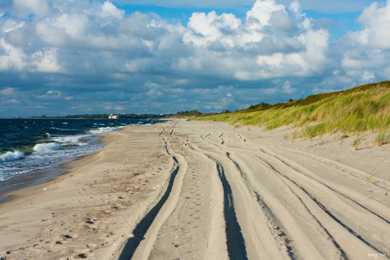 The European Union has banned the Polish construction of a channel through the Baltic spit
