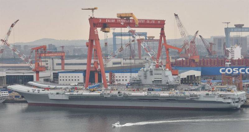 Le porte-avions de Type 001A république populaire de CHINE a terminé le test sans l'utilisation de авиакрыла