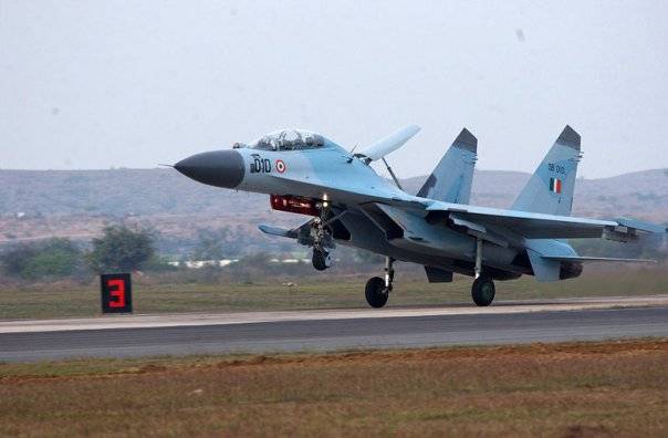 In the Indian air force learn about maneuvers the su-30 after the attacks the Pakistani AMRAAM
