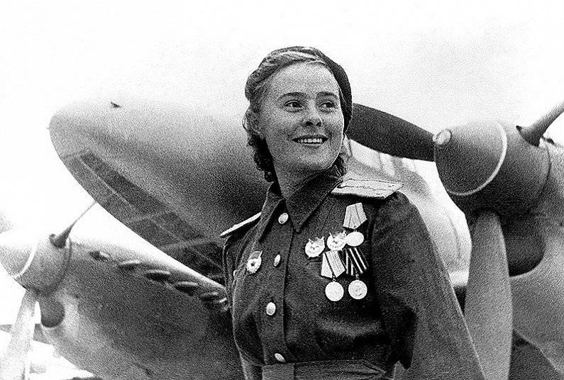 Marina Раскова. D ' Geschicht vum Piloten-Steiermann