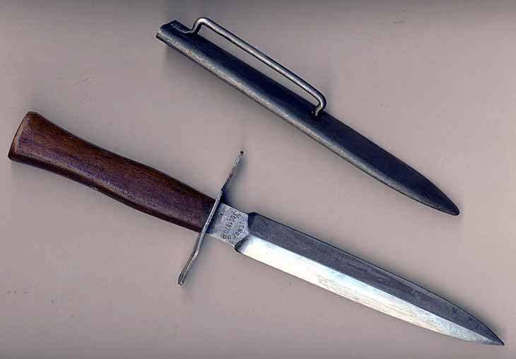 Траншейный Messeren. Besonnesch Waffen am Éischte Weltkrich