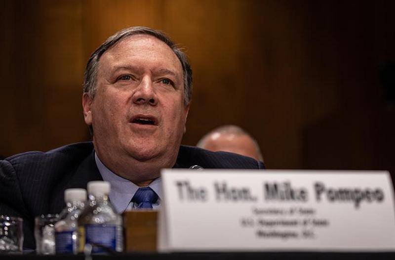 Washington withdraws its diplomats from Venezuela