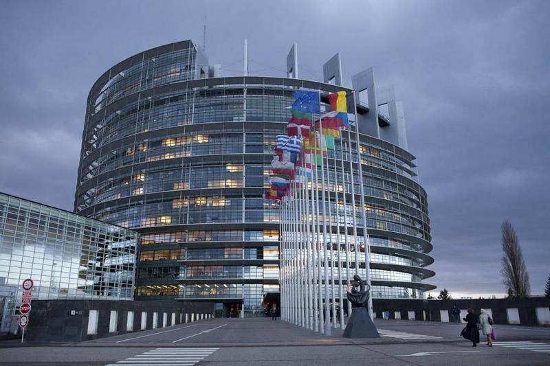Dans l'UE ont refusé de la Russie dans un partenariat stratégique et ont demandé d'arrêter SP-2