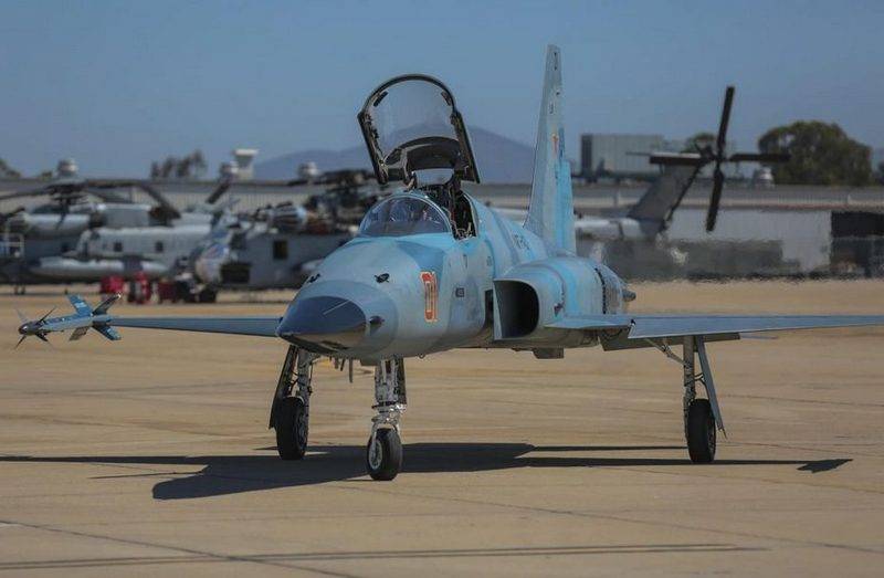Den AMERIKANSKA Marinen har beslutat att upphandla används F-5 Tiger II