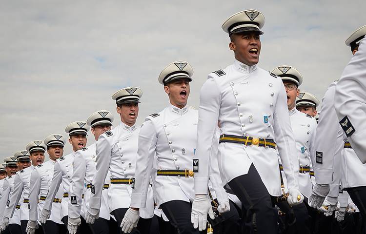 NATO bliver nødt til at ændre navnet i tilfælde af tiltrædelse af Brasilien i Alliancen