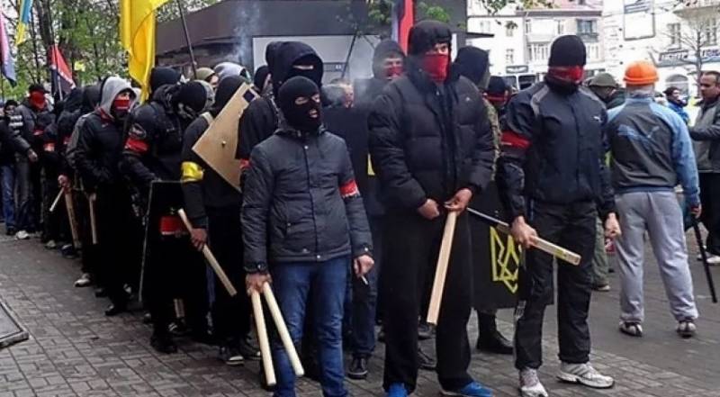 Hur oberoende ukrainska nationalistiska radikaler?