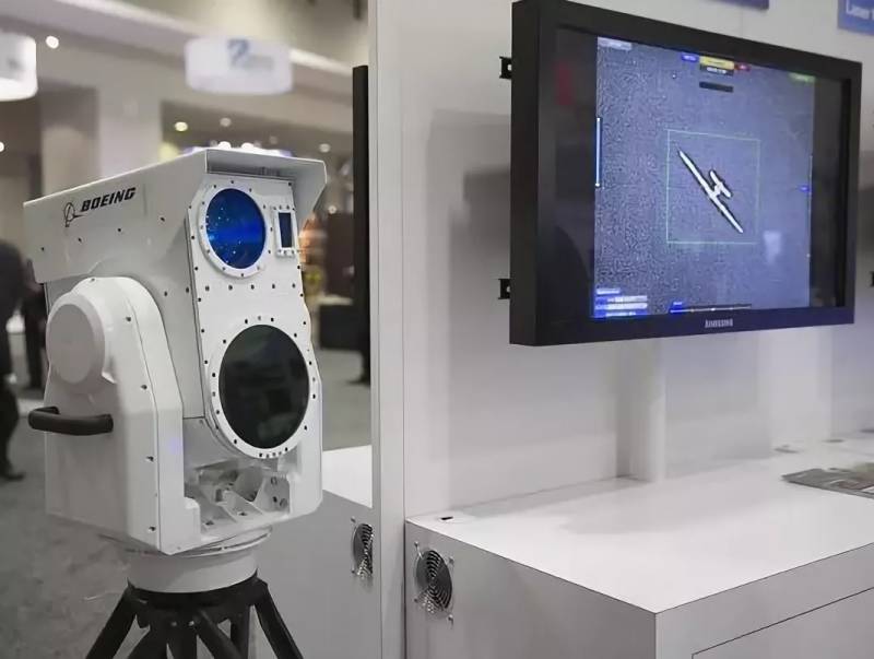 Avantages et inconvénients des lasers de combat des états-UNIS