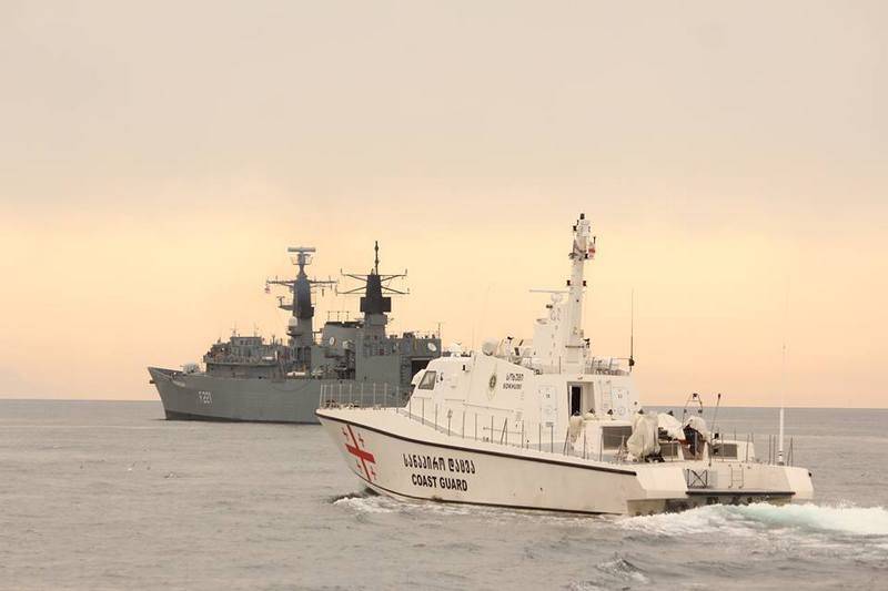 L'OTAN de la Géorgie a proposé de restaurer la marine