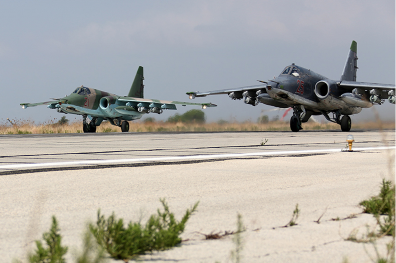 Russisk VKS strejker på islamister i Syrien