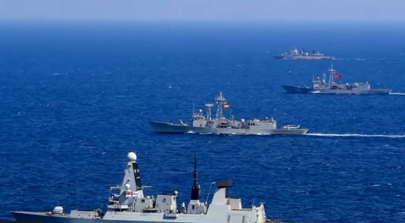 Чорноморський флот взяв під повний контроль навчання НАТО в Чорному морі