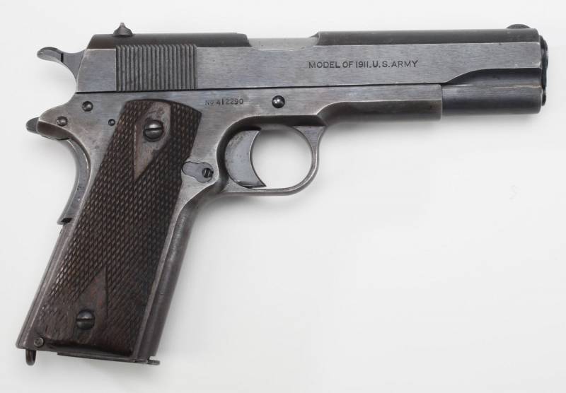 Arméi Pistoul an den USA. Deel 1