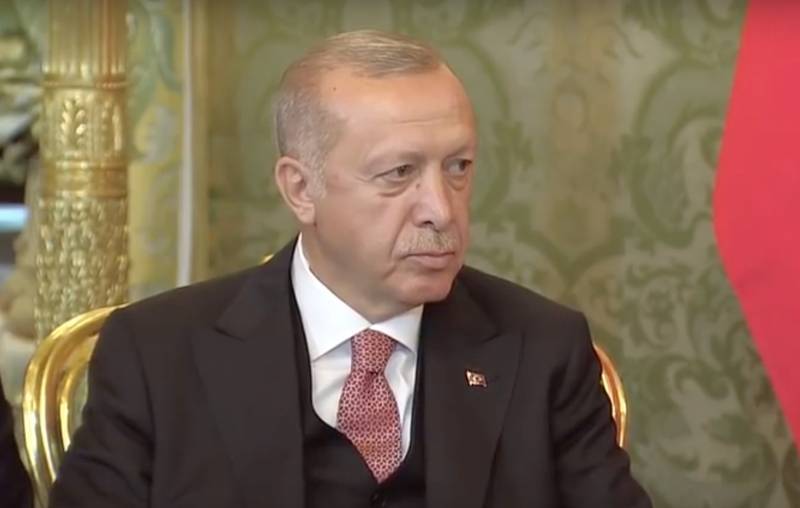 La turquie pense à propos de l'achat d'une alternative, le F-35 