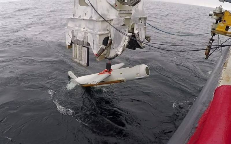 The United States experienced a promising sonar-minesweeper