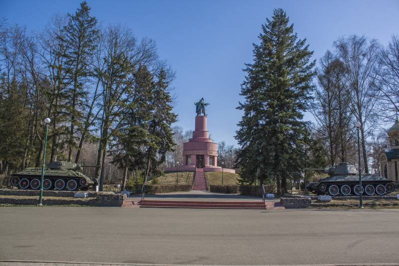 Kiev. Lyutezhsky bridgehead