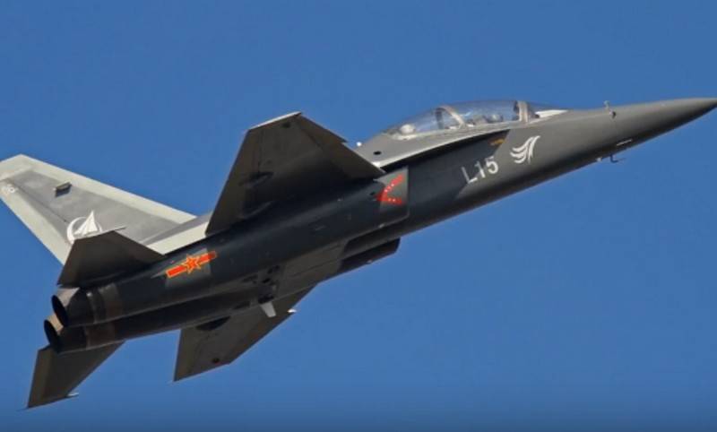 Ukraine har til hensigt at organisere Samling af Kinesiske fly Hongdu L-15
