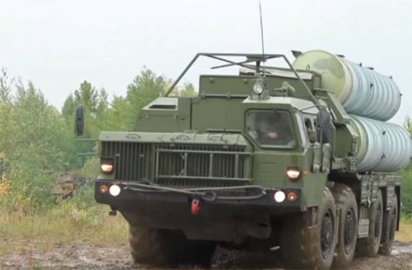 Pentagon kontrakt, Tyrkia med Russland for s-400 kalt 