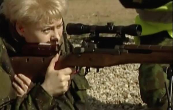 Litauen huet als Geschenk vum US-Gewehr 50-hien Joer