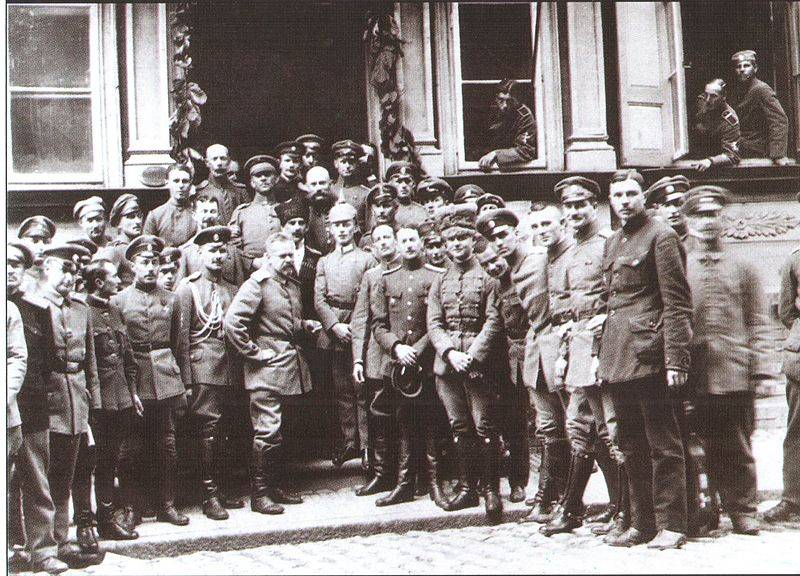 As white broke to Petrograd