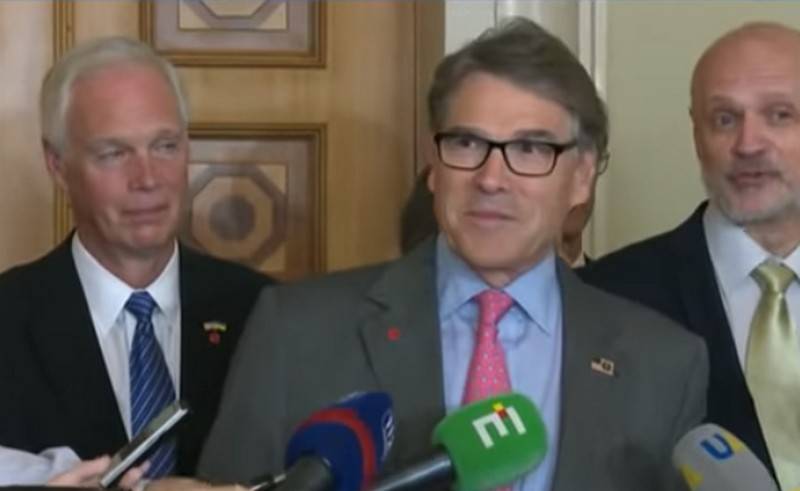 Los estados unidos se comprometieron a kiev apoyo y sanciones contra el 