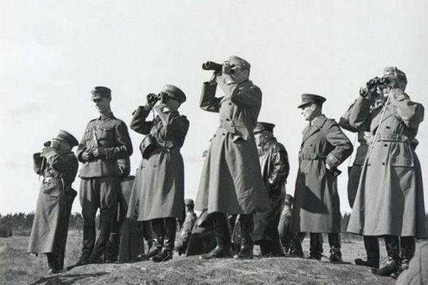 Oprettelsen af den sydlige front. Pre-krigen begivenheder