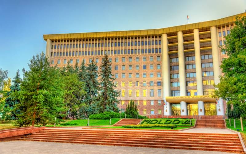 The Parliament of Moldova: the State is captured
