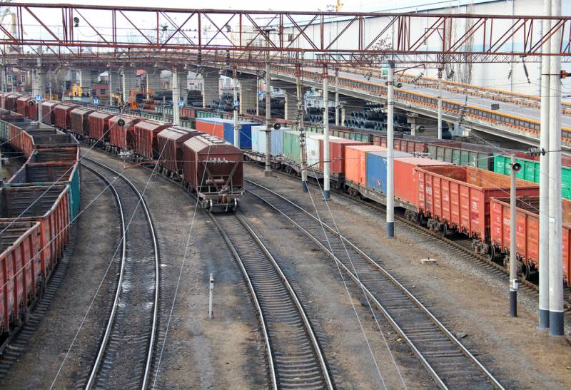 Kiev is going to restore railway connection with Donbas