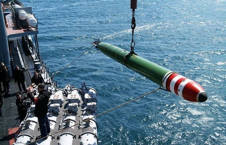 Tag der Spezialist für Minen-Torpedo-Dienst der Russischen Marine