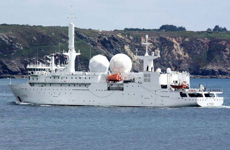French intelligence ship entered the Black sea