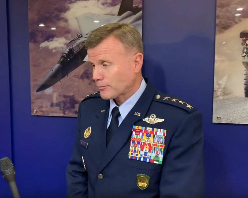 Serbian users reacted to the visit of the American General in Belgrade