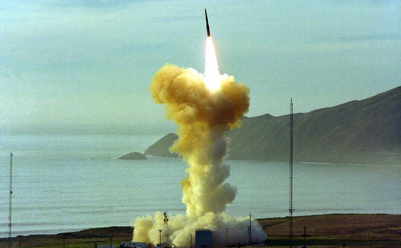 Boeing withdrew the application for the creation of a new American ICBMs