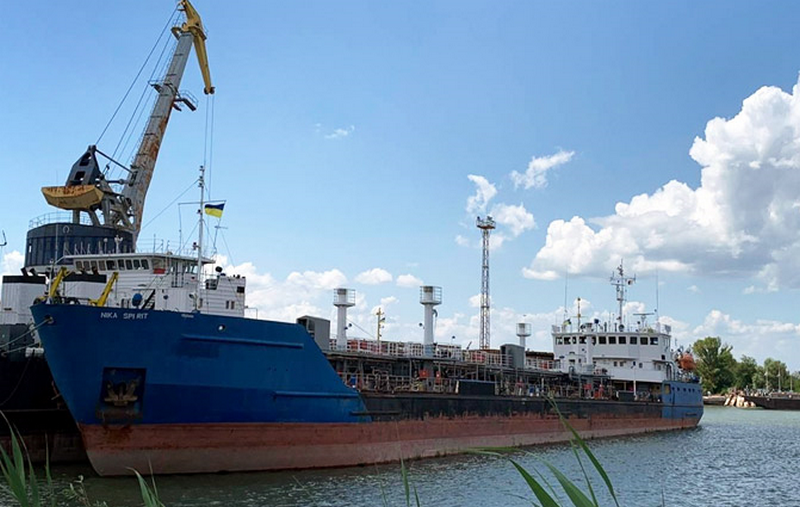 En Ukraine, a rapporté l'arrestation d'un pétrolier russe NIKA SPIRIT