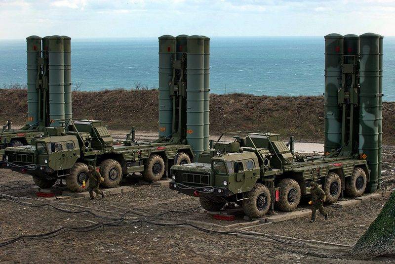 Soldiers of the PLA second s-400 regiment finished training in Russia