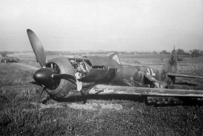 Жауынгерлік ұшақтар. Мұндай ненужный fighter FW-190