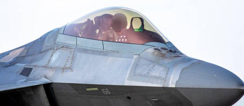 Lektüre vum Dag: Iwwer d ' Reaktioun vum Réseau op dem Foto mat Spure vun Korrosion un F-22