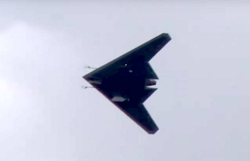 Publié la vidéo du premier vol de choc d'un DRONE le «Chasseur»