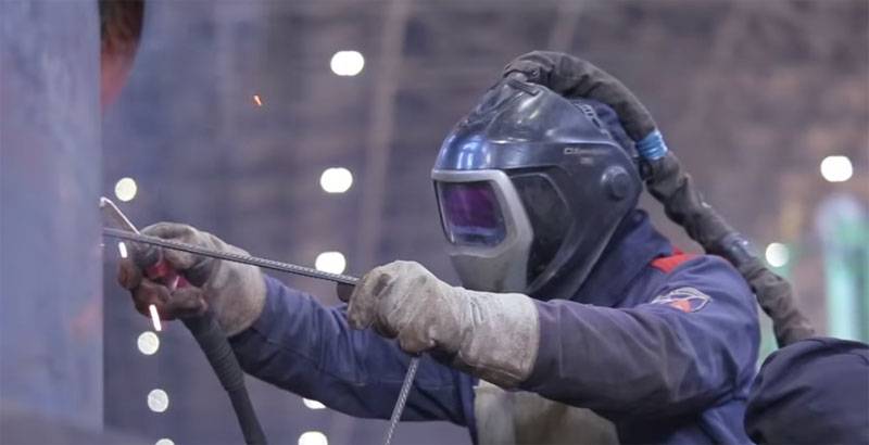 Beharrliche Gespréicher iwwer d ' 4-Deeg-Arbeitswoche a Russland