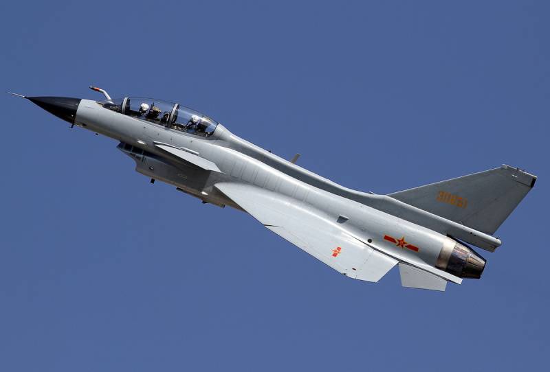 Po 15 latach służby, Chiny zaczął odpisywać J-10