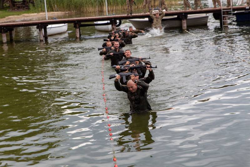 Trained with plastic AKM on Polish-American maneuvers 