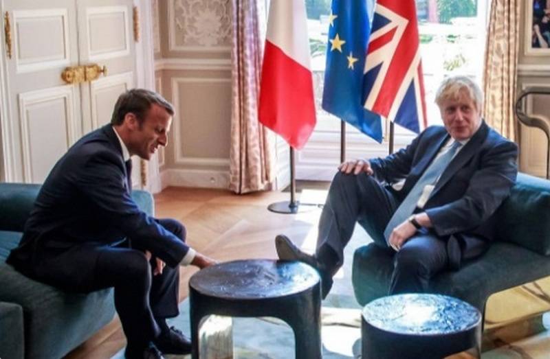 The British Prime Minister showed his 