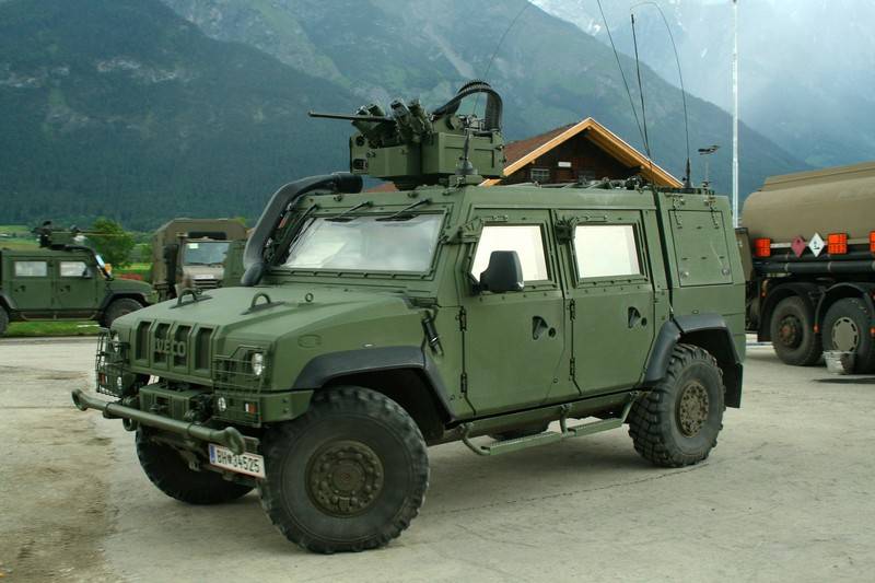 Армия Нидерланды пересаживается отырып, жол талғамайтын көлік, Mercedes-ға IVECO