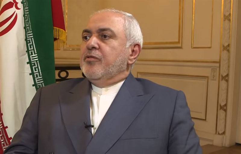 لقد وجدت الصحفيين ، الذي دعا الوزير الإيراني إلى موقع قمة G7